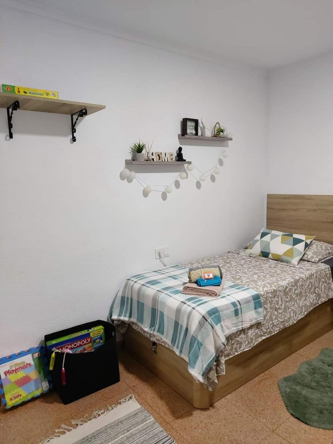 Apartament Alexandro'S Apartment Torrevieja Luaran gambar